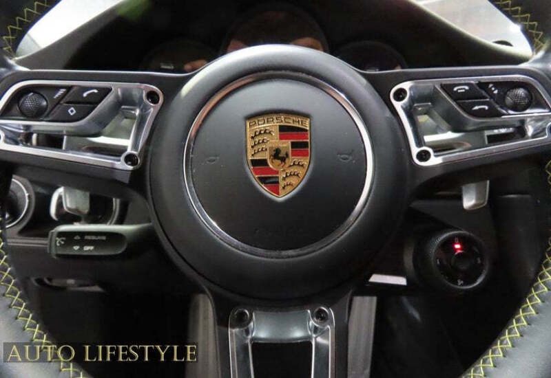 2018 Porsche 911 Turbo S