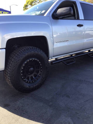 2018 Chevrolet Silverado 1500 Custom