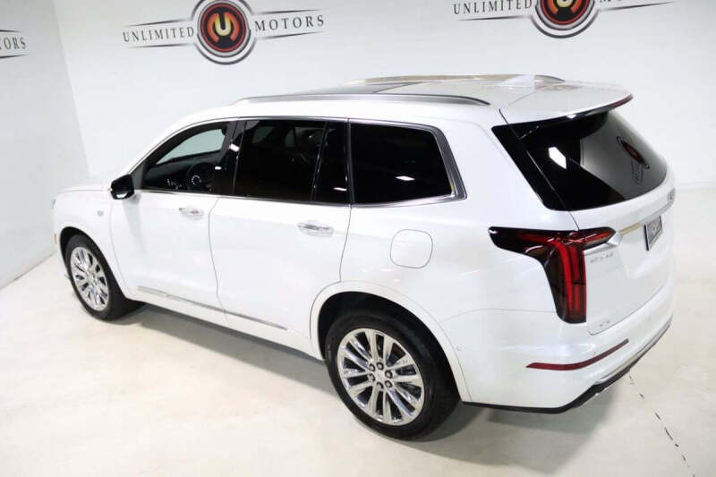 2022 Cadillac XT6 Premium Luxury