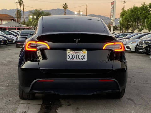2023 Tesla Model Y Long Range