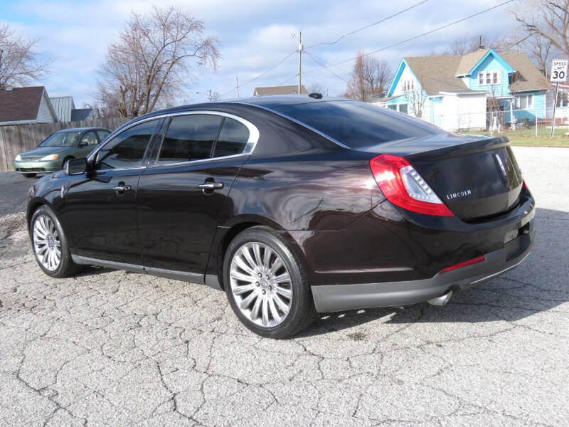 2013 Lincoln MKS