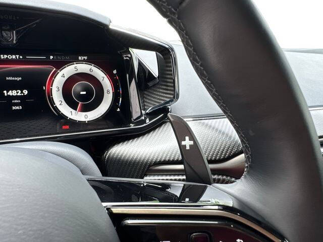 2025 Aston Martin Vantage