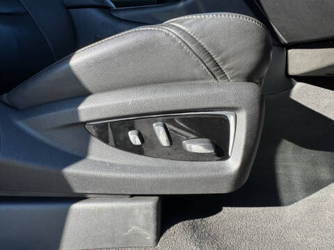 2018 Cadillac Escalade ESV Luxury