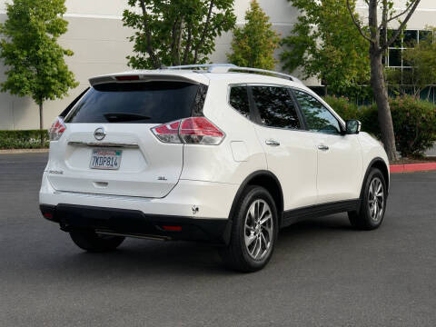 2015 Nissan Rogue SL