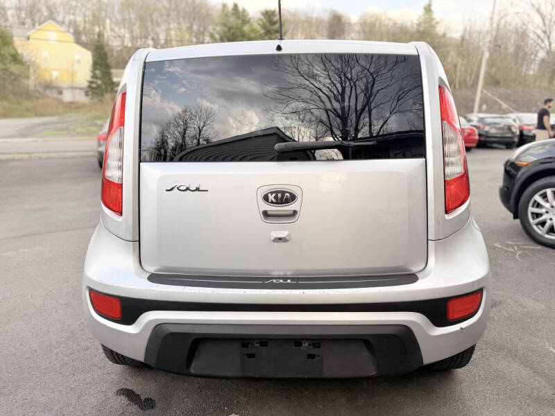 2012 Kia Soul +