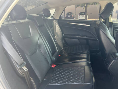 2020 Ford Fusion Titanium