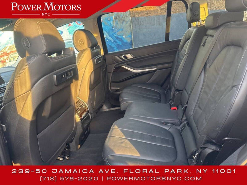 2021 BMW X7 xDrive40i