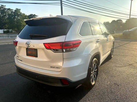 2017 Toyota Highlander