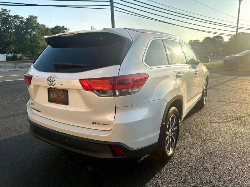 2017 Toyota Highlander