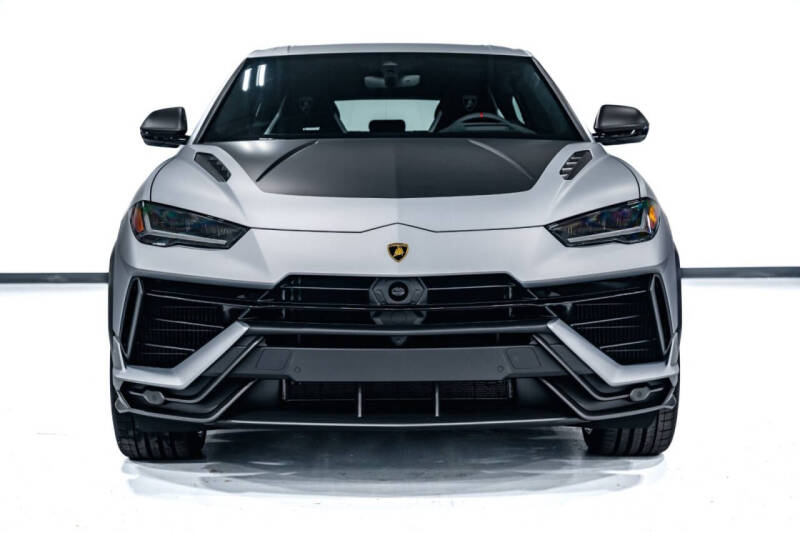 2024 Lamborghini Urus Performante
