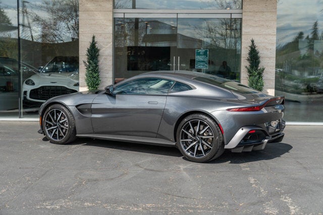 2019 Aston Martin Vantage 2
