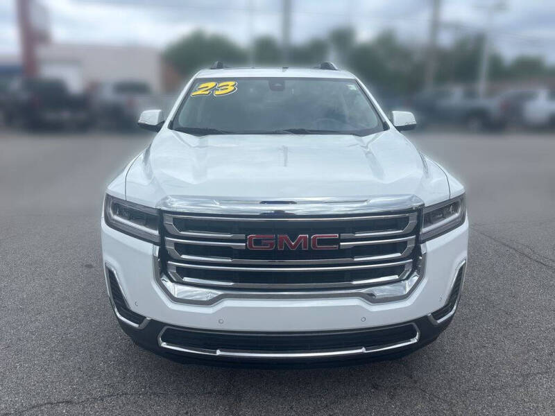 2023 GMC Acadia SLE