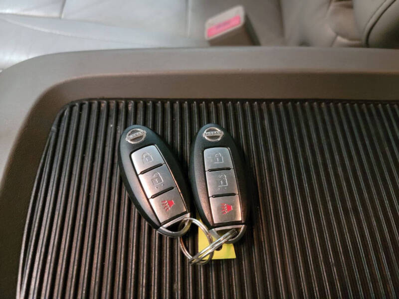 2010 Nissan Armada Titanium