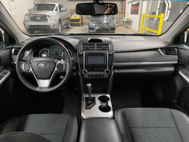 2013 Toyota Camry XLE V6