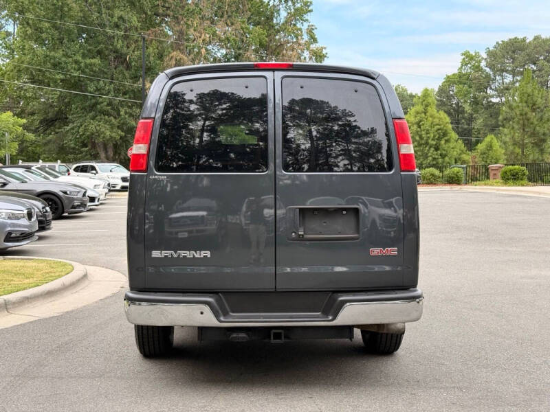 2017 GMC Savana LT 2500