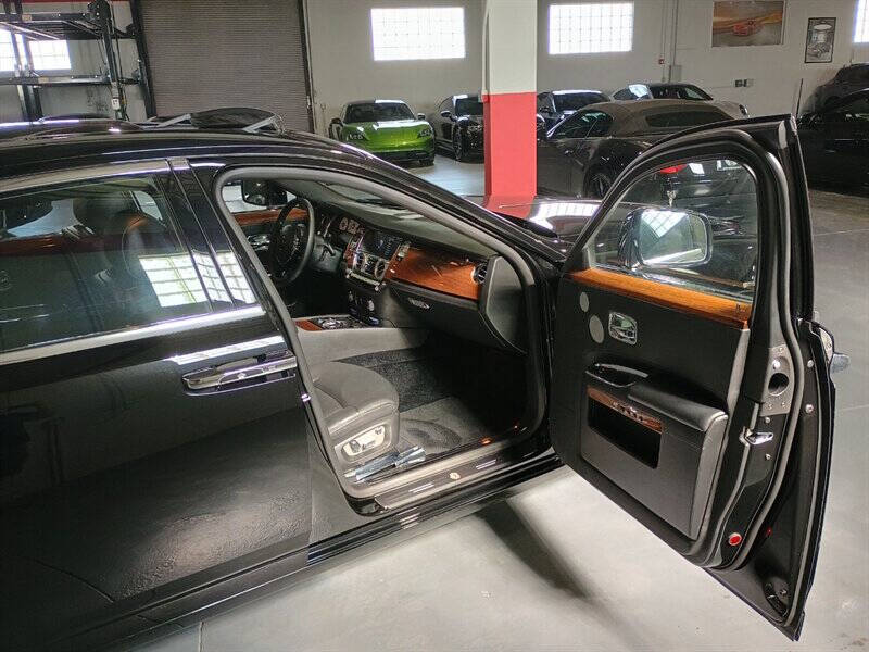 2010 Rolls-Royce Ghost 71