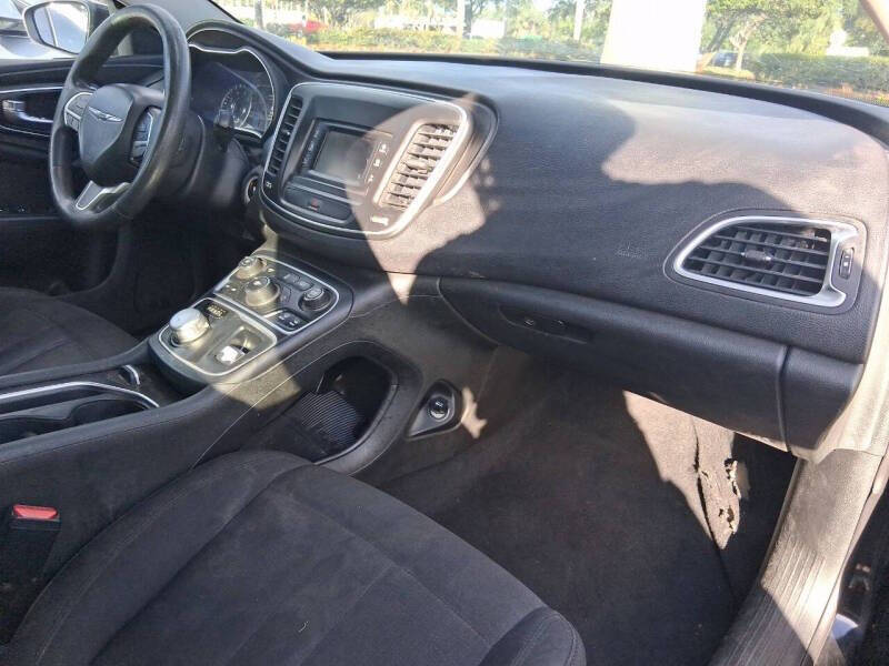 2015 Chrysler 300 Limited