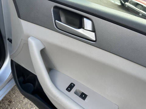 2017 Hyundai Sonata SE