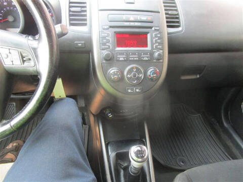 2013 Kia Soul +