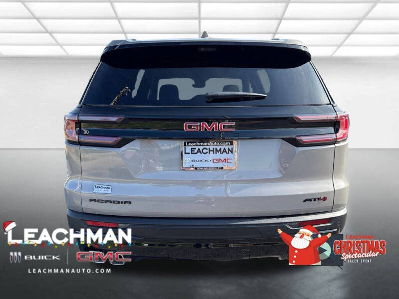 2026 GMC Acadia AT4