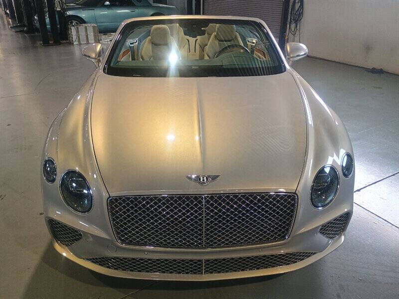 2020 Bentley Continental 21