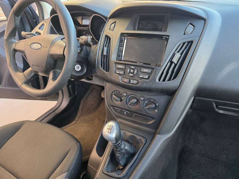 2012 Ford Focus S
