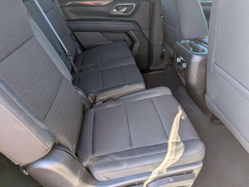 2023 GMC Yukon SLE