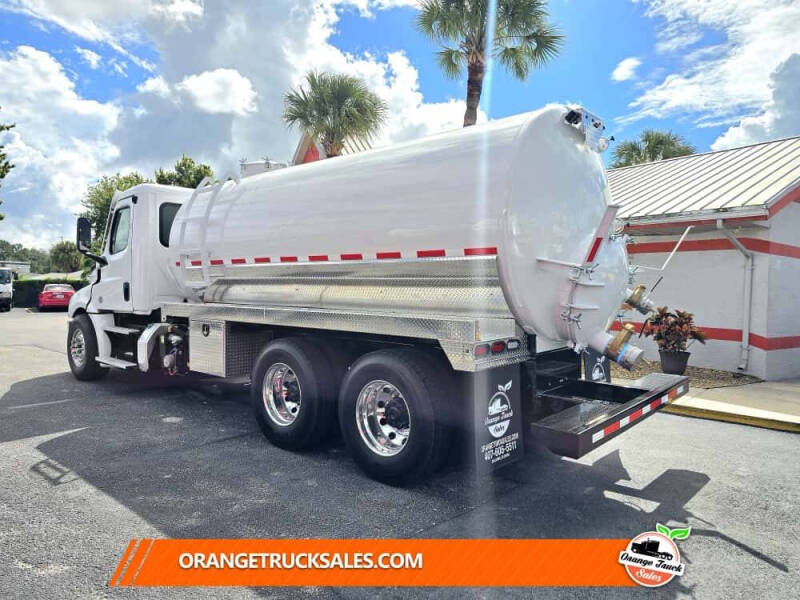 2024 Freightliner Cascadia