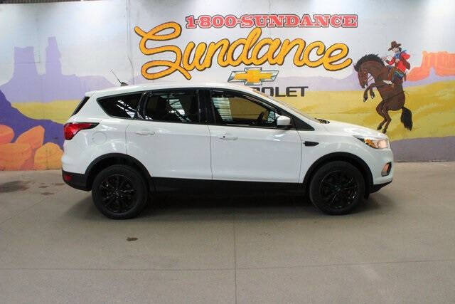 2019 Ford Escape SE's photo