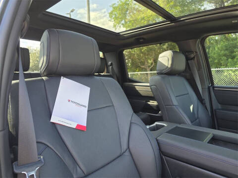 2025 Toyota Tundra Platinum HV