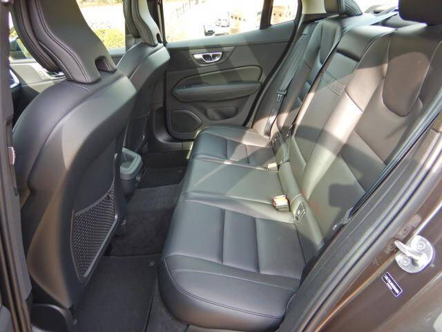 2025 Volvo S60 B5 Core