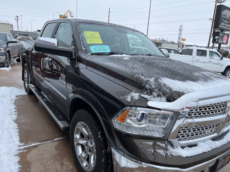 2014 RAM Ram 1500 Pickup Laramie photo 4