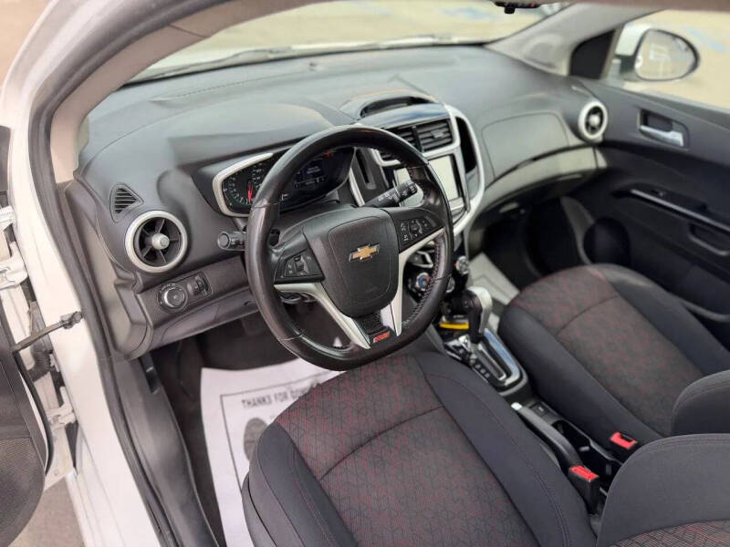 2017 Chevrolet Sonic LT Auto