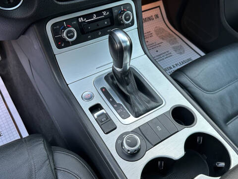 2014 Volkswagen Touareg V6 R-Line