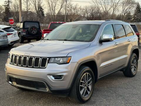 2019 Jeep Grand Cherokee for sale at North Imports LLC in Burnsville MN