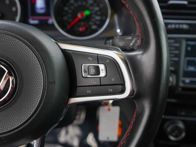 2017 Volkswagen Golf GTI S