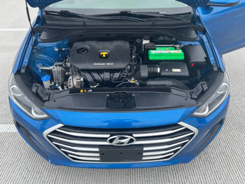 2018 Hyundai Elantra