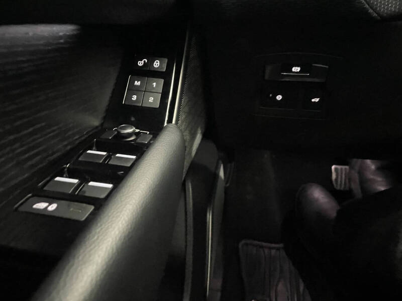 2018 Land Rover Range Rover Velar P380 R-Dynamic SE