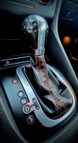 2012 Volkswagen GTI Base PZEV