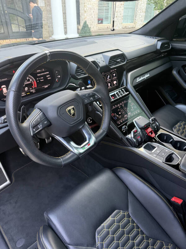 2021 Lamborghini Urus