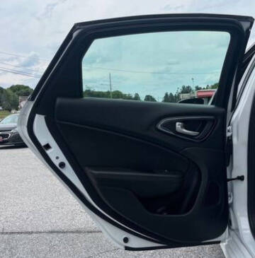 2016 Chrysler 200