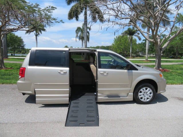 2013 Dodge Grand Caravan SE