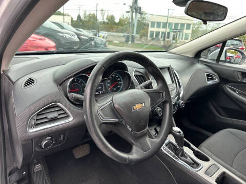 2017 Chevrolet Cruze LS Auto