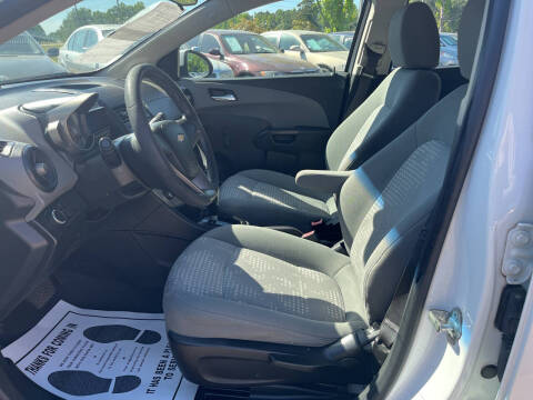 2012 Chevrolet Sonic LS