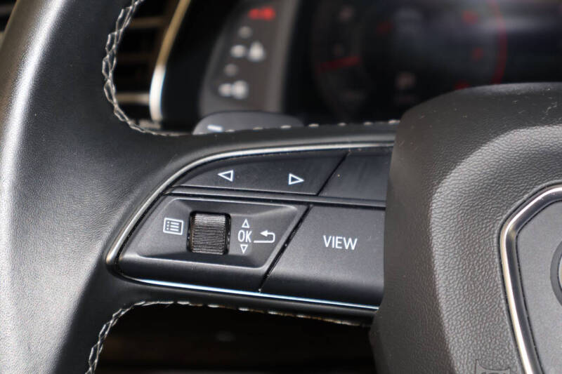 2025 Audi Q7 quattro Premium Plus 55 TFSI