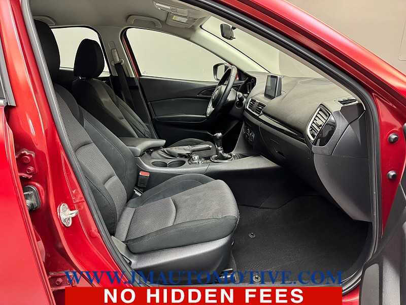 2015 Mazda MAZDA3 i Touring