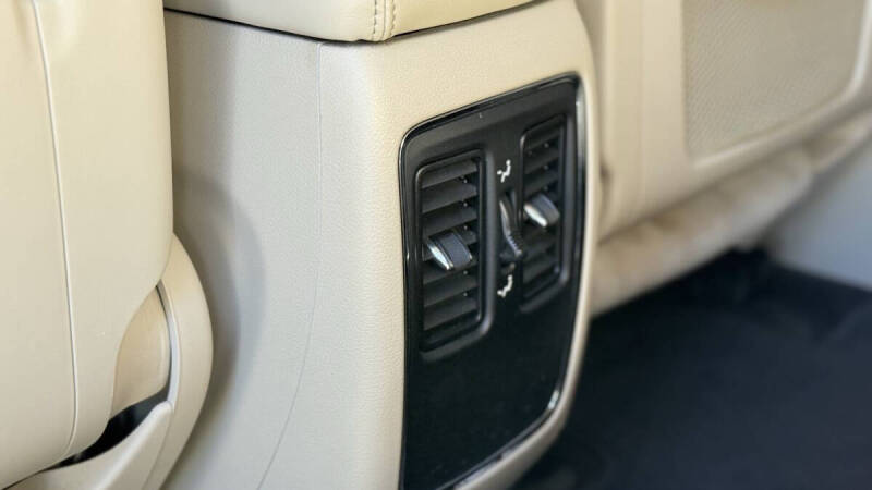 2017 Jeep Grand Cherokee Laredo