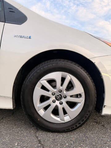 2017 Toyota Prius Two