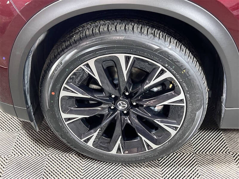 2024 Mazda CX-90 Plug-in Hybrid Premium