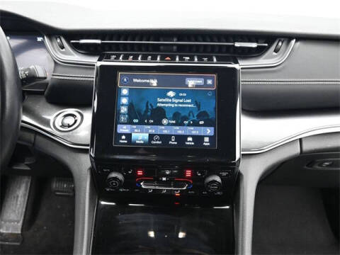 2022 Jeep Grand Cherokee L Laredo